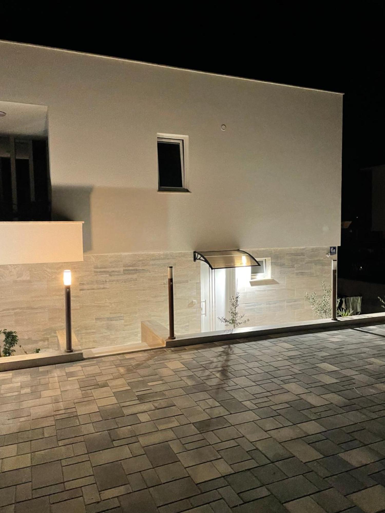Vila Regina Apartment Paloma With Swimming Pool Jezera Buitenkant foto